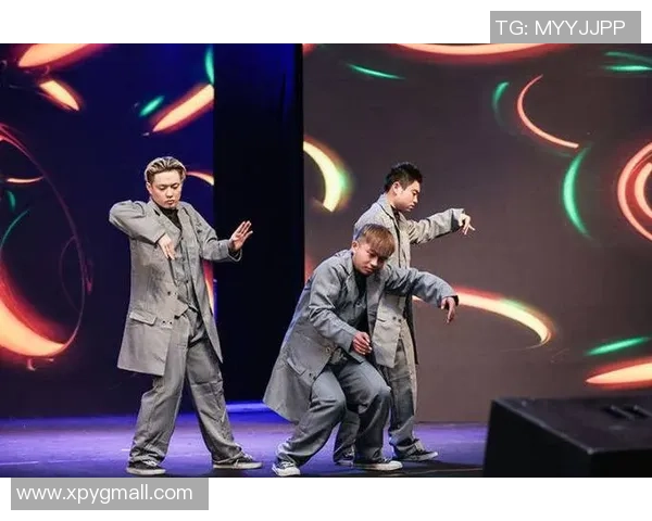 李伟的街舞人生：从热爱到职业的心路历程与成长分享